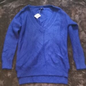 Angora blend sweater bnwt size S
